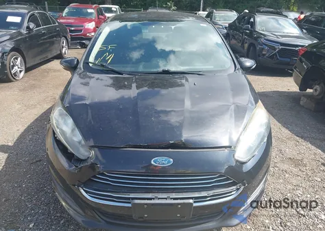 2015 Ford Fiesta Se z USA, uszkodzony, nr VIN 3FADP4BJ8FM160973